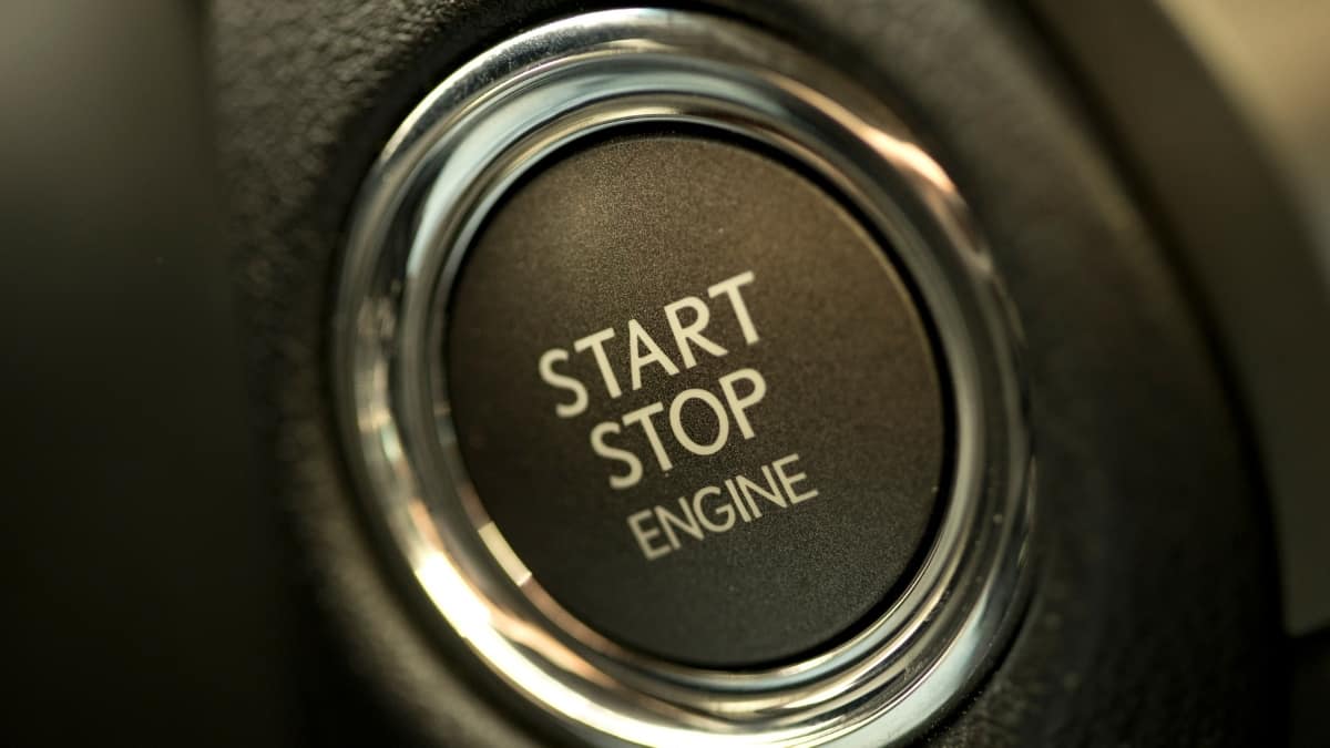 Car Makes A Grinding Noise When Starting (Causes)